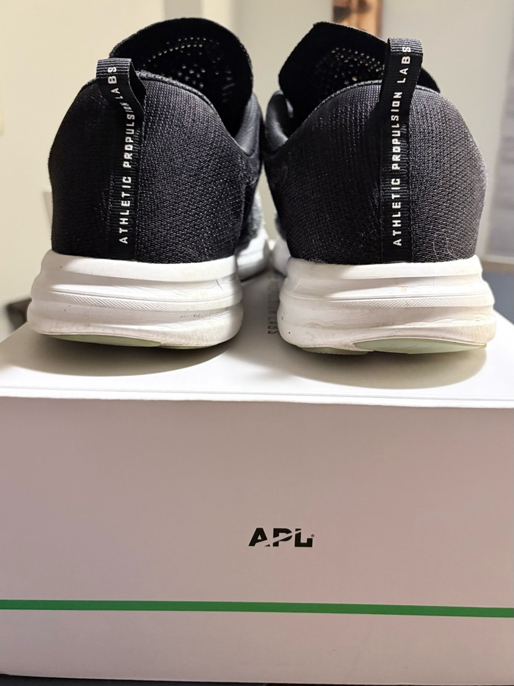 APL Men's Black & Heather Gray  TechLoom Knit Trainers lululemon mens size 14